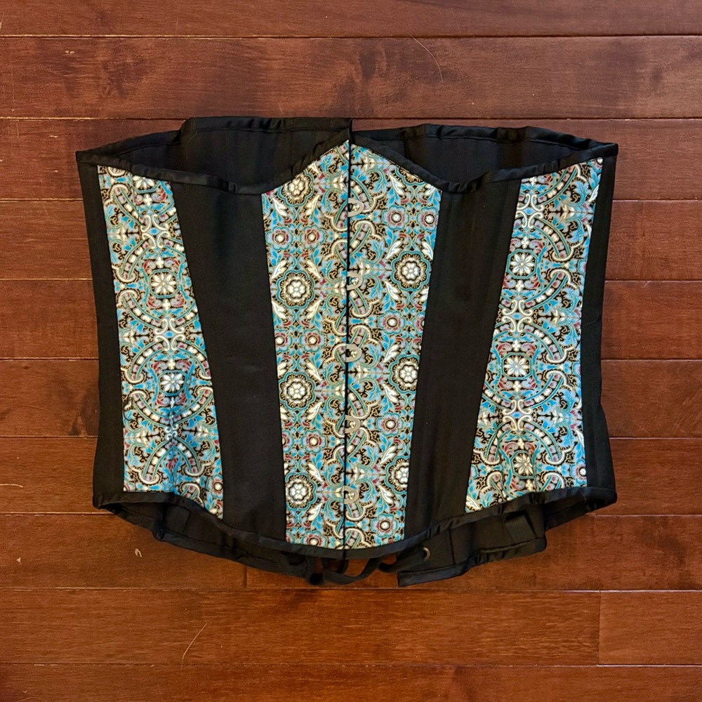 Timeless Trends Black and Blue Patterned Corset